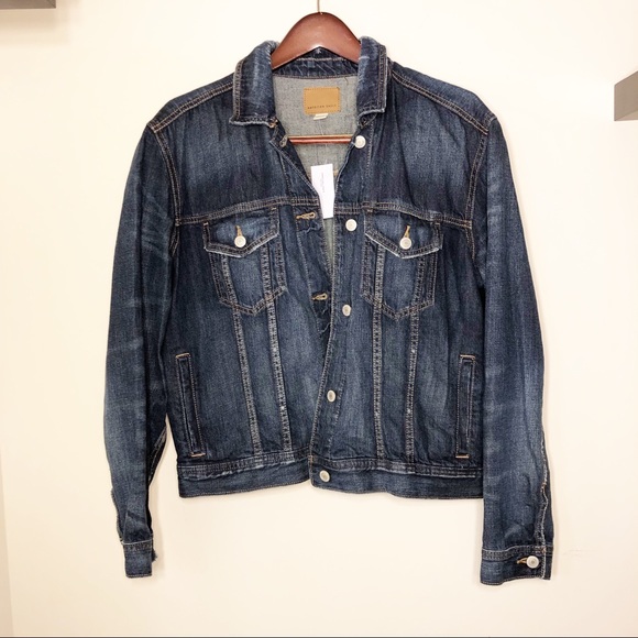 American Eagle Outfitters Jackets & Blazers - NWT American Eagle Distressed Denim Jacket SIZE XL